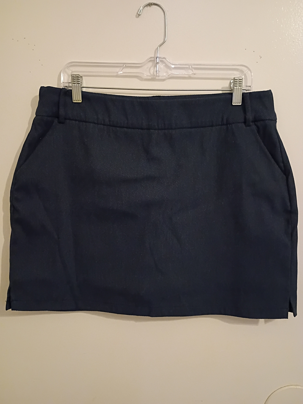 Attyre Women's Navy‎ Blue Skort Sz 14
